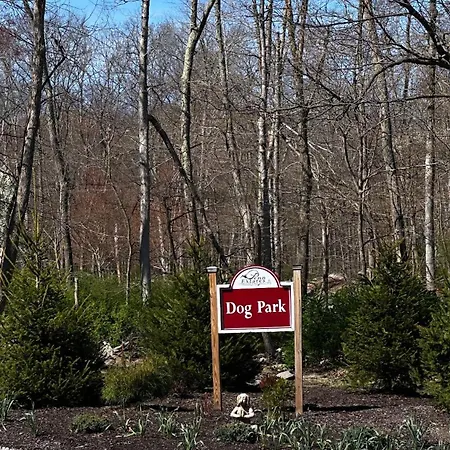 Cozy Cabin At Poconos With Hot Tub And Fire Pit East Stroudsburg Exterior foto