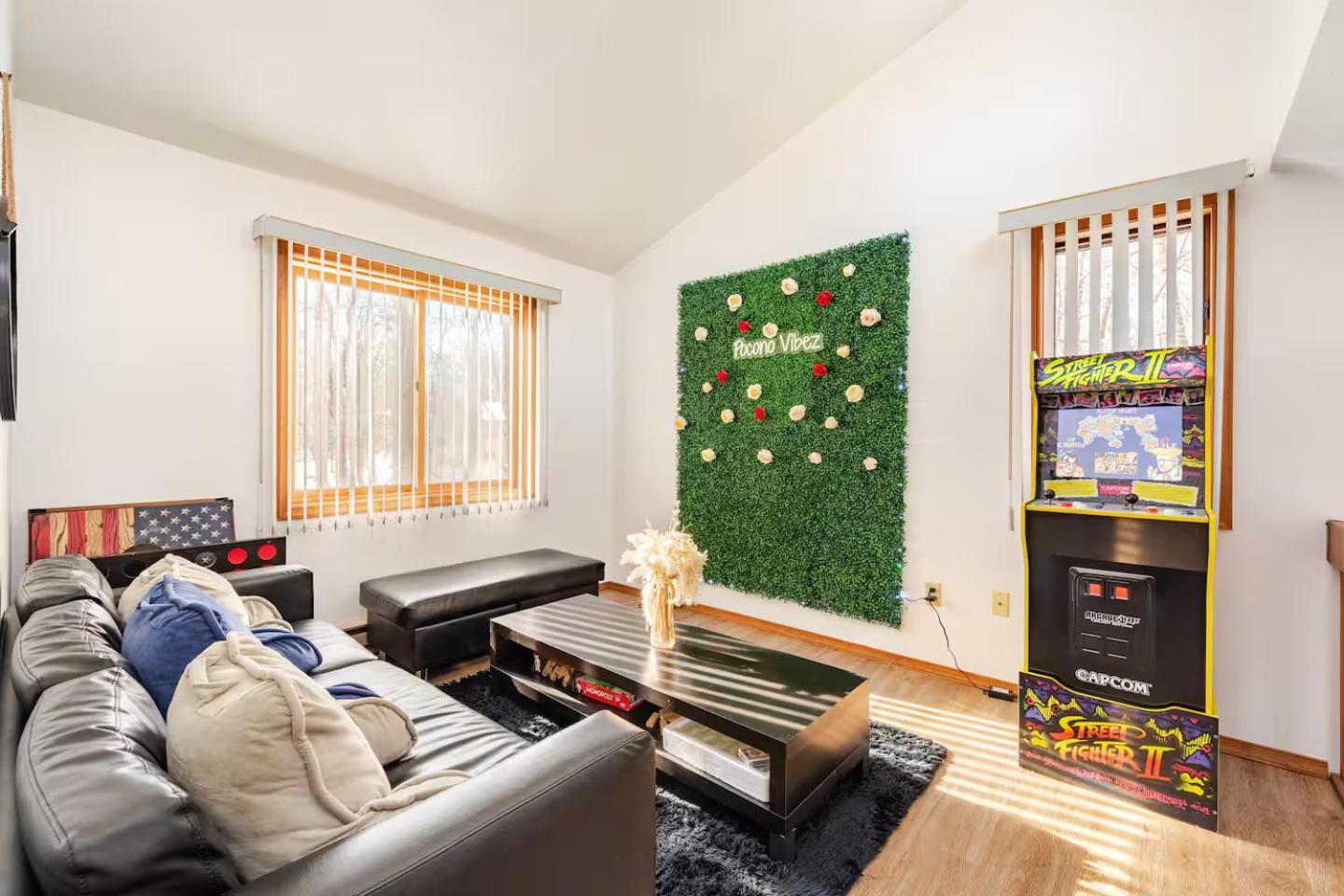 Cozy At Poconos With Hot Tub And Fire Pit Holiday home *
