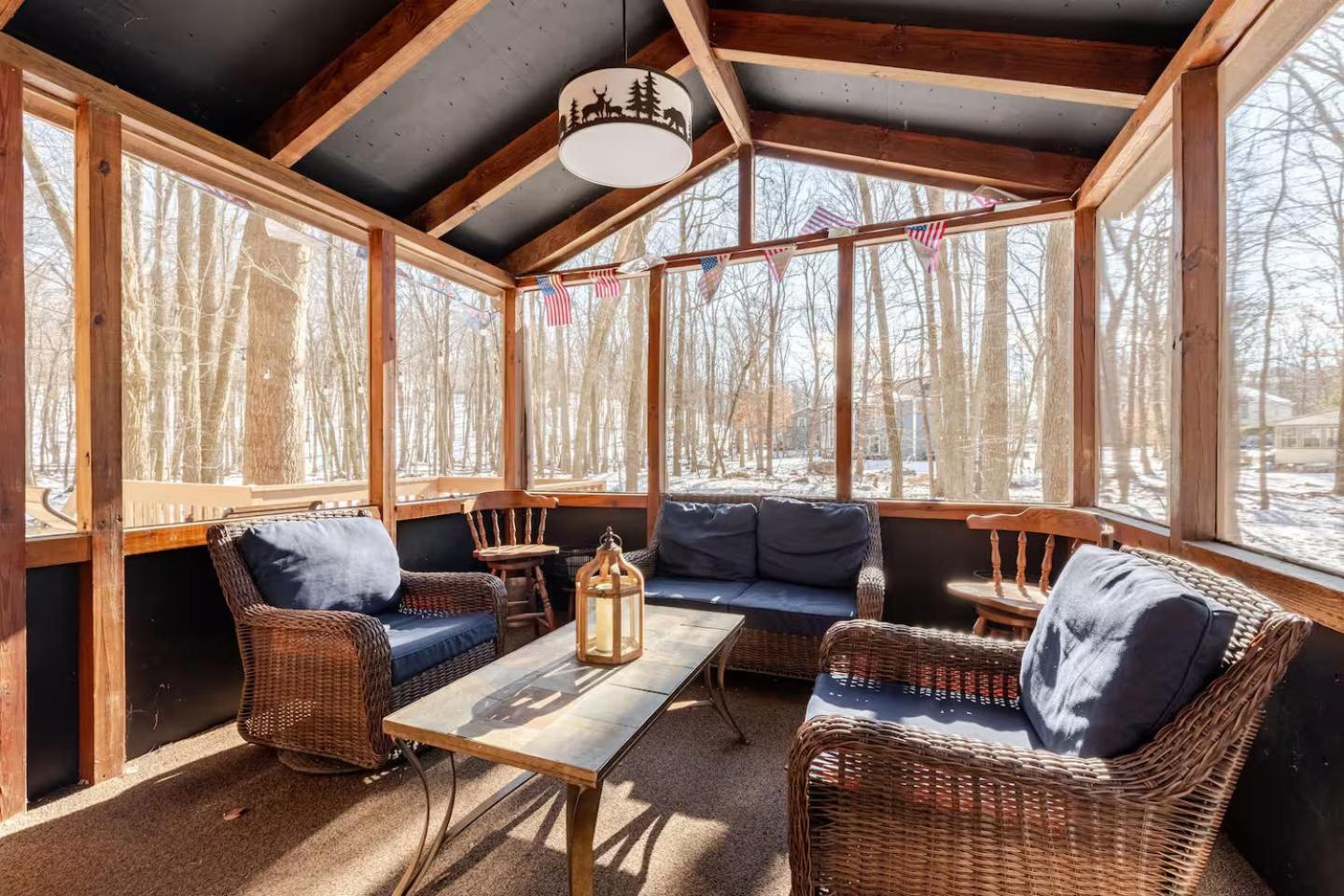 Cozy At Poconos With Hot Tub And Fire Pit *