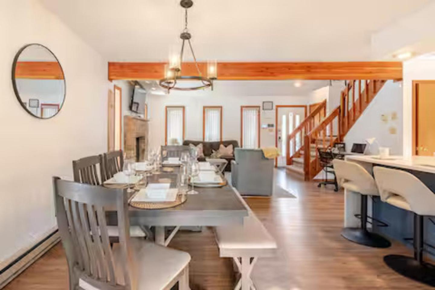 Cozy At Poconos With Hot Tub And Fire Pit East Stroudsburg